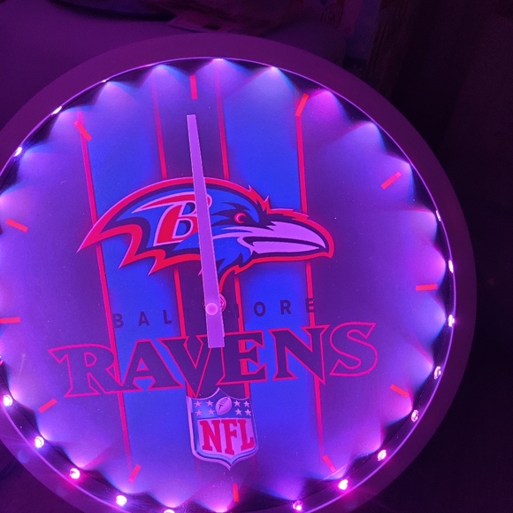 Ravens RGB led clock 12" diameter personalized - Picture 4 of 7